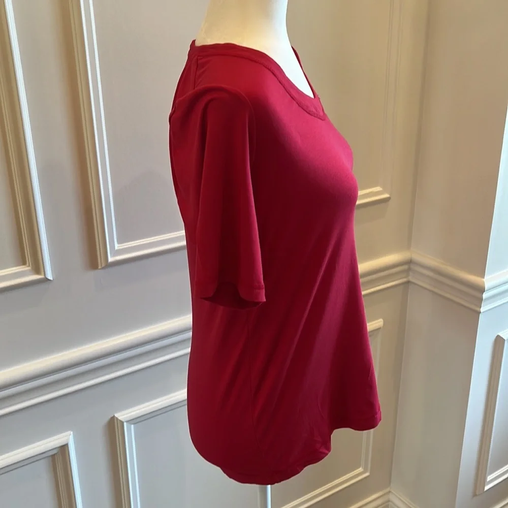 Chico’s Red Short Sleeve Shirt - Picture 4 of 6